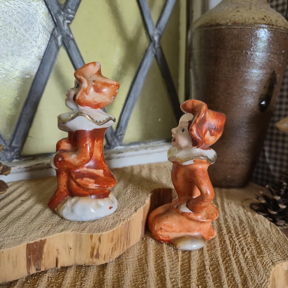 Vintage Elf Salt & Pepper Shakers - Picture 6 of 7
